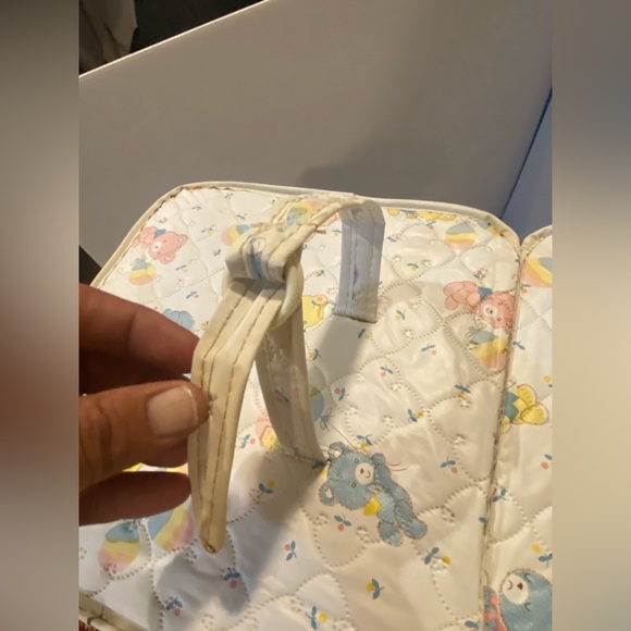 1960S VINTAGE WICKER DOLL CHANGING TABLE QUILTED TOP BY BADGER BASKET - Picture 5 of 9